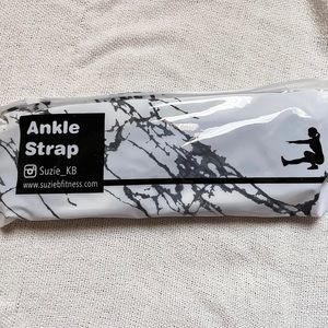 SuzieB ankle strap marble theme